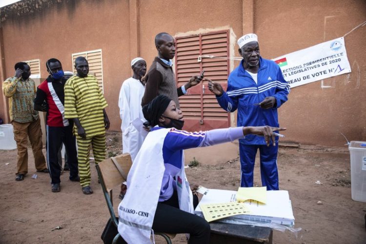 Burkina Faso votes in presidential election despite jihadist threats
